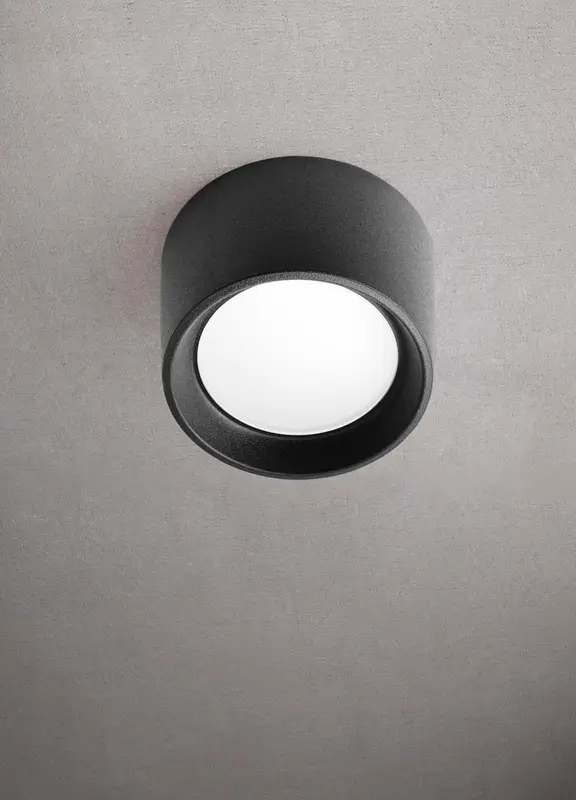 ARTEFACTO DE ADOSAR TECHO LIVIA GX53 Con LAMP LED 10W CALIDA,NEUTRA NEGRO FUMAGALLI 1.webp
