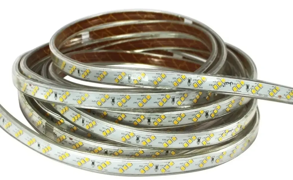 Manguera Led. Cuadrada 12mm luz cálida 220V