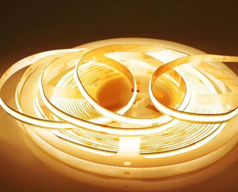 Cinta LED Cob 528LEDS Por Metro Para Uso Interior Luz Calida 12V Cri90 Zaga